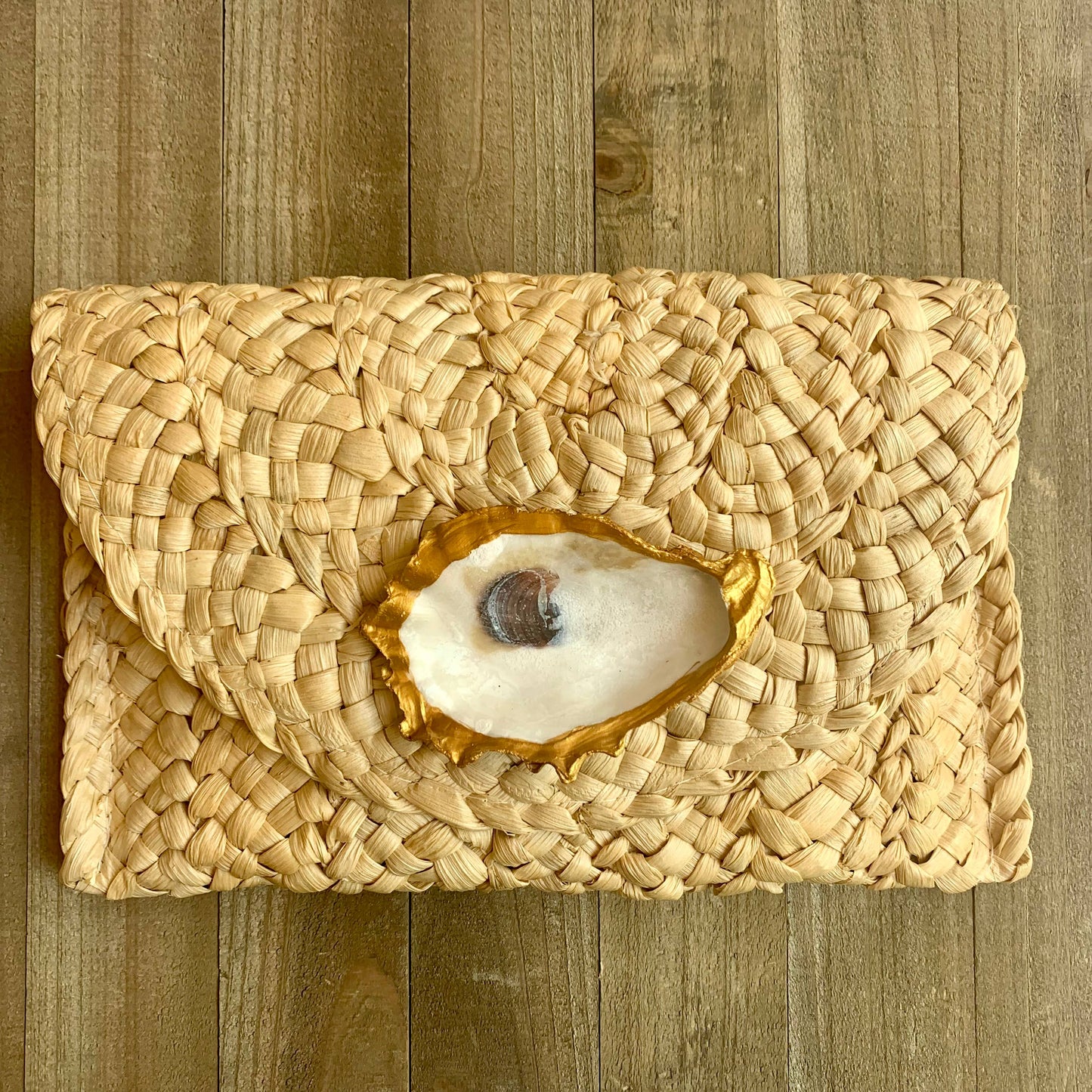Straw Clutch with Shell