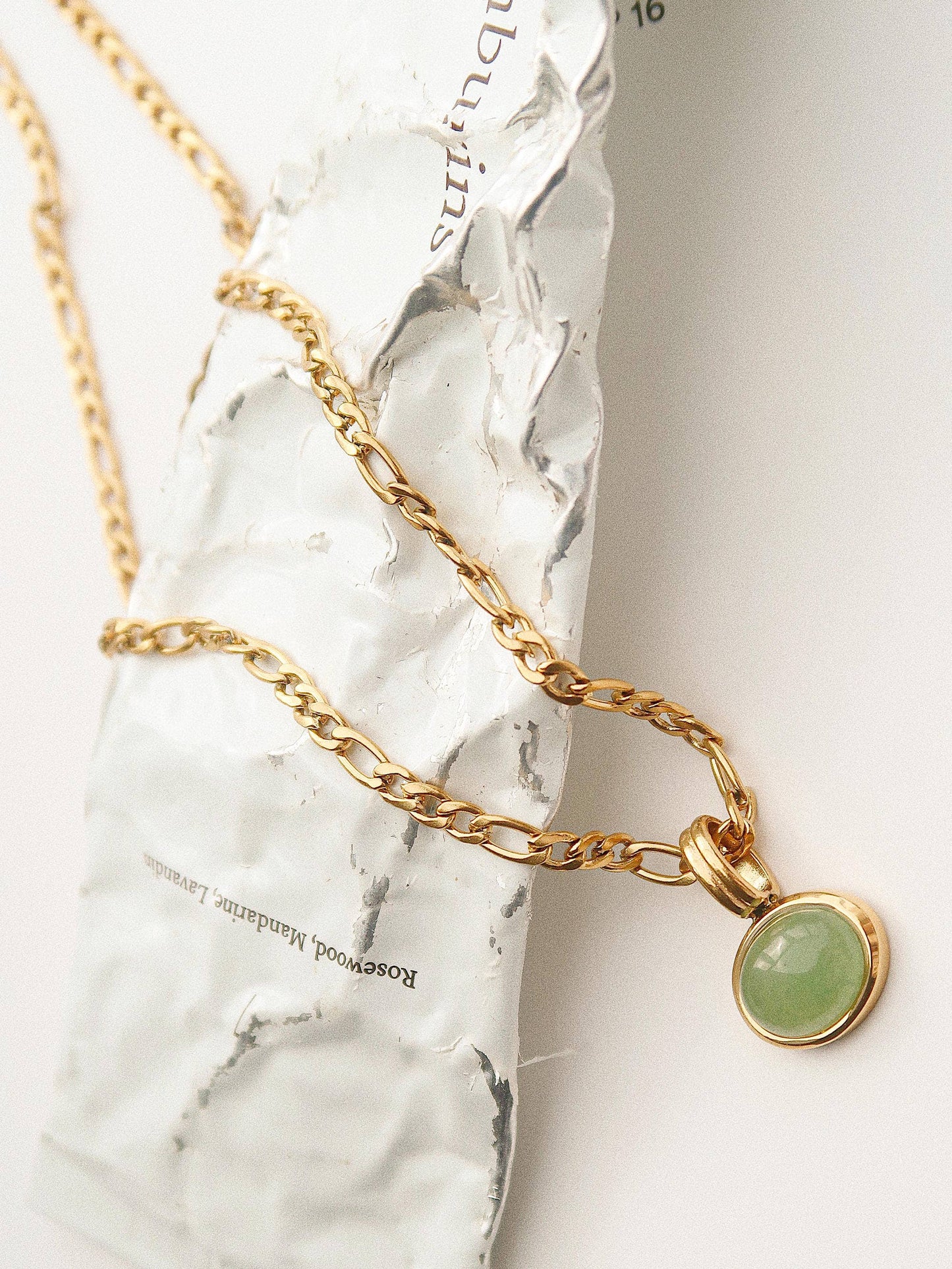 Green Stone Pendant Chain Necklace