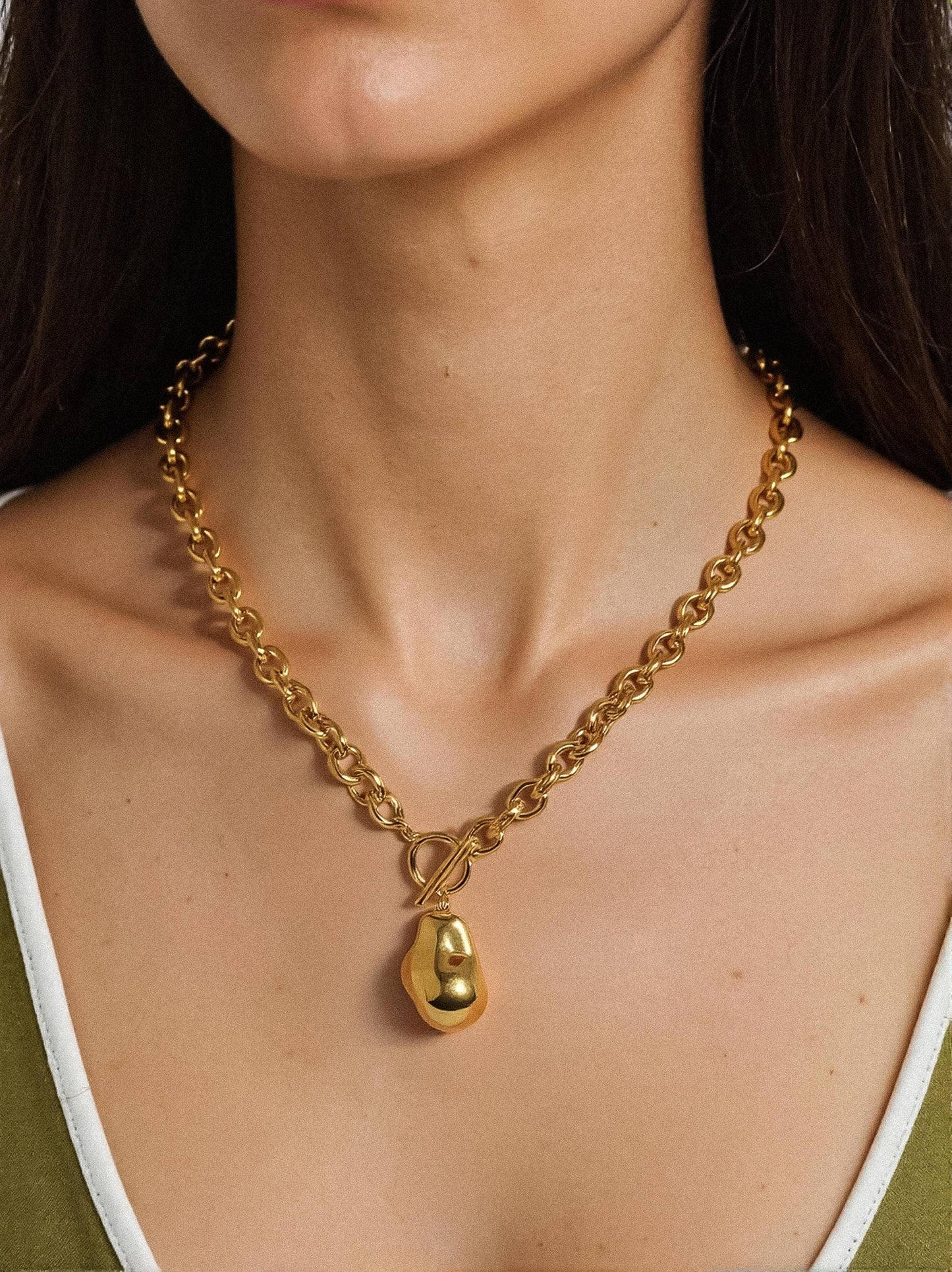 Non-Tarnish Large Pearl Chain Necklace