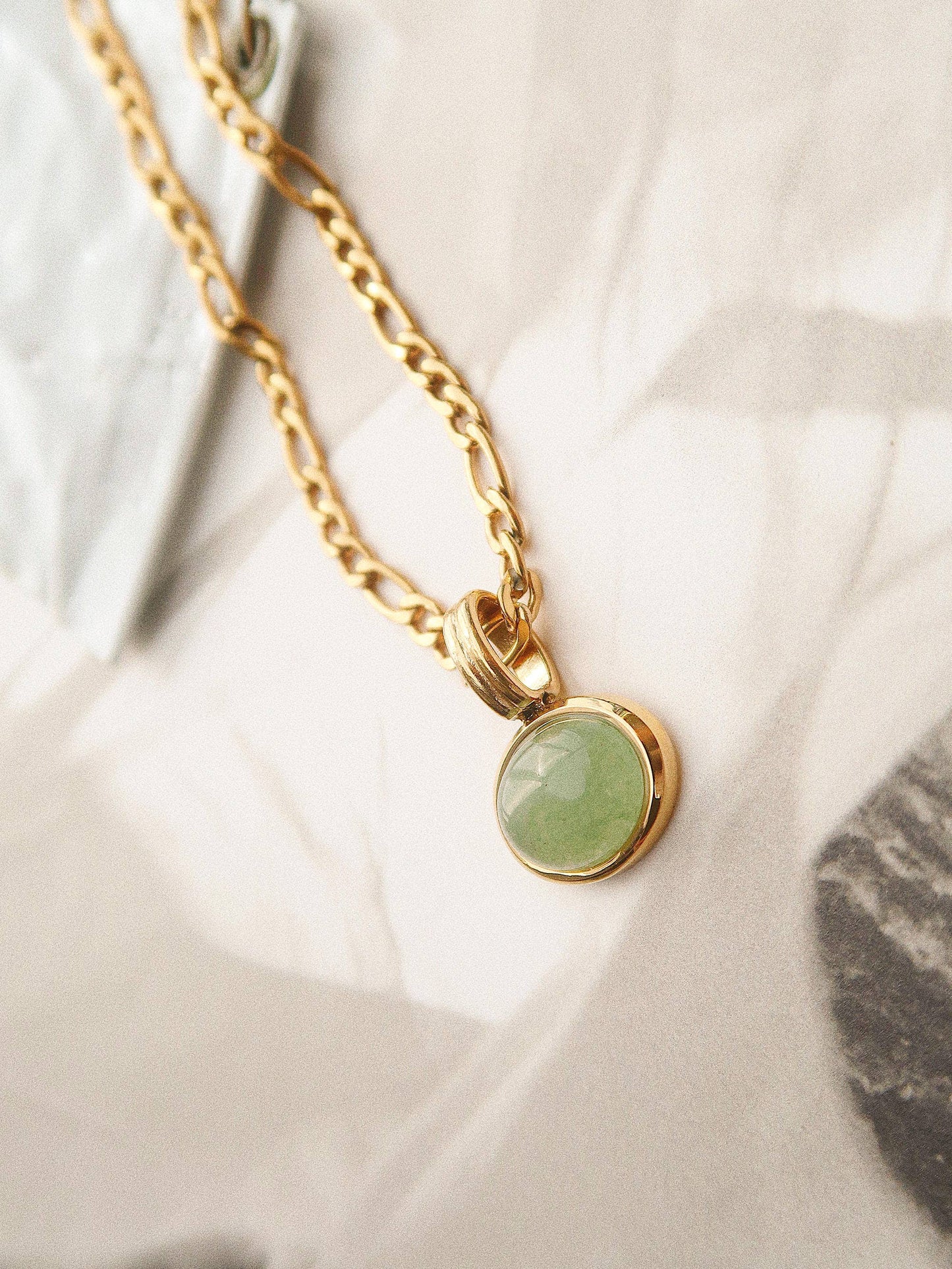 Green Stone Pendant Chain Necklace