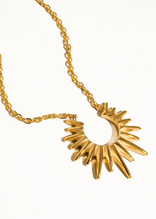 Gold Sun Necklace - Verte Boutique
