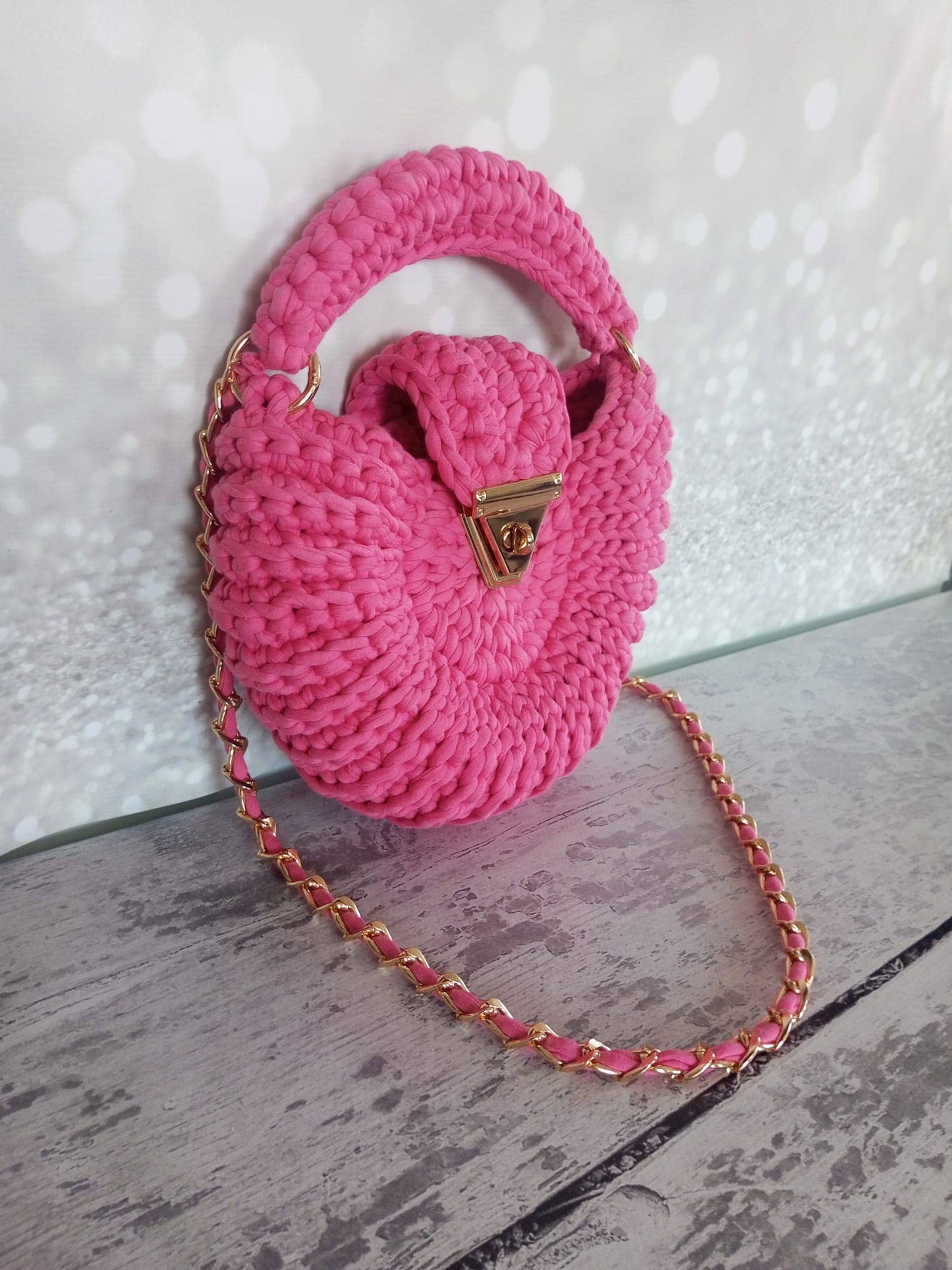 Round Mussel Crochet Handmade Bag