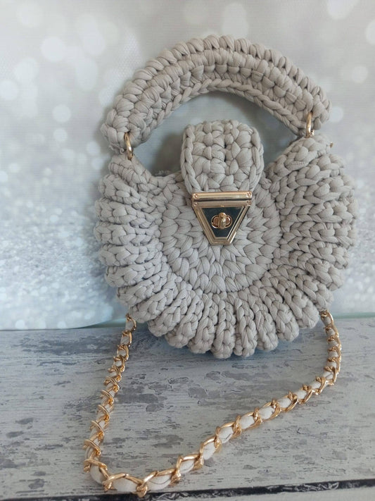 Round Mussel Crochet Handmade Bag