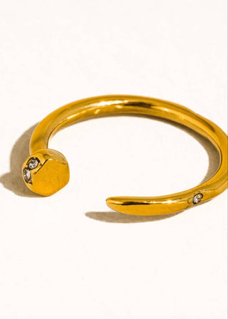 Wrap Around Nail Ring - Verte Boutique