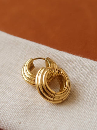 Juliette 18K Gold Chunky Hoop Earrings – Waterproof & Non - Tarnish Hoops - Verte Boutique