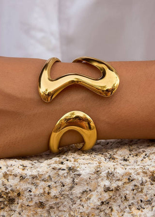 Hailen 18K Gold Abstract Cuff Bracelet | Waterproof & Non - Tarnish Statement Jewelry - Verte Boutique