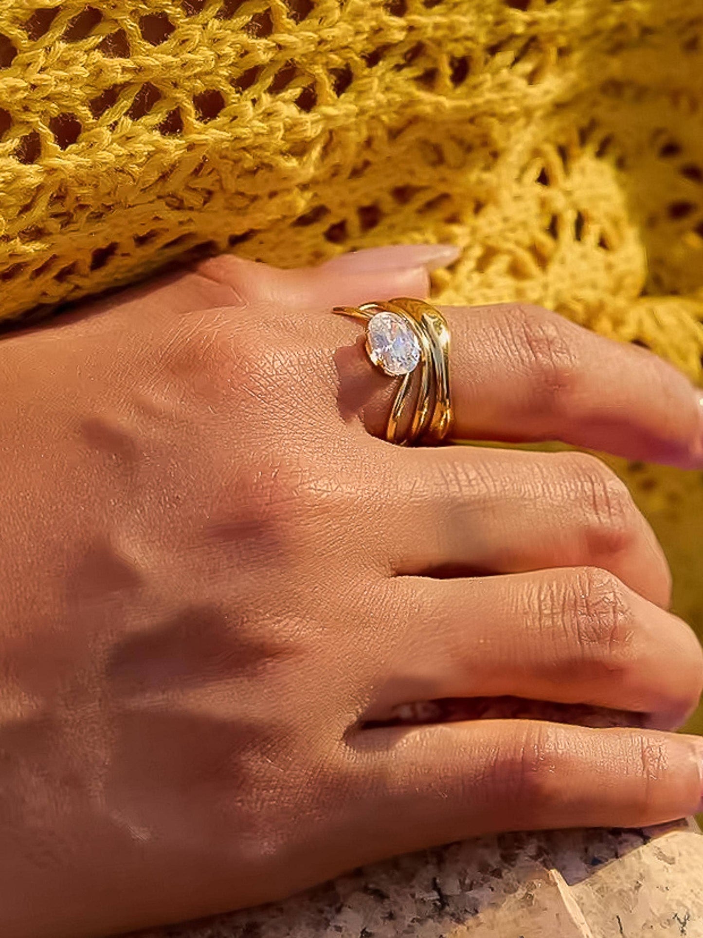 Abstract CZ Ring