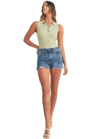 High Rise Hem Slit Detailed Short - Verte Boutique