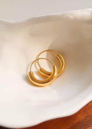 U - Shape Hoop Earring - Verte Boutique