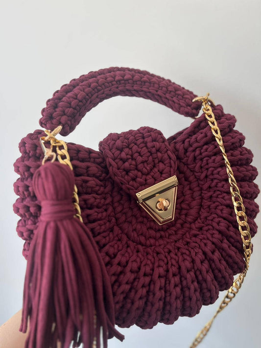 Round Mussel Crochet Bag