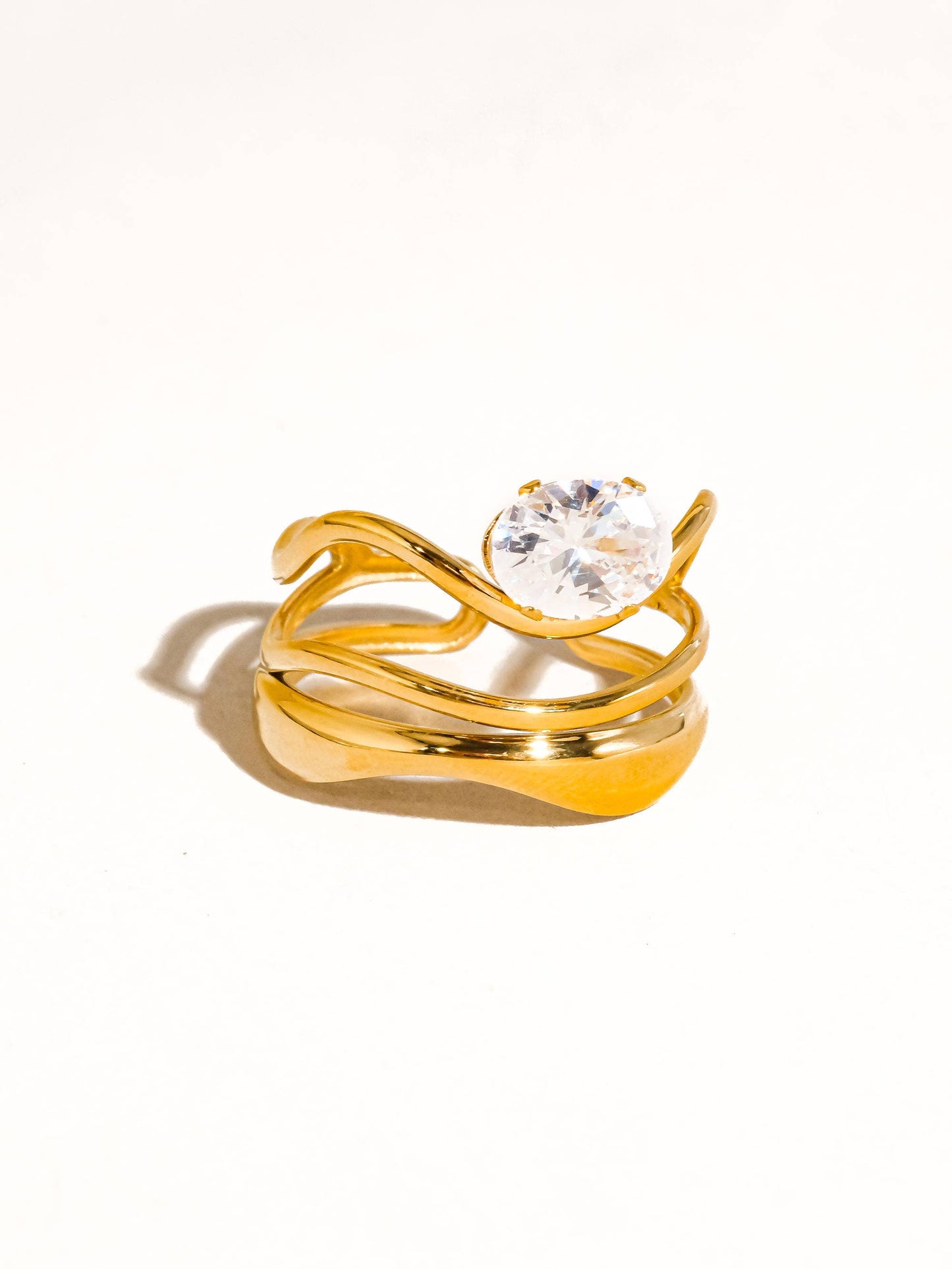 Abstract CZ Ring