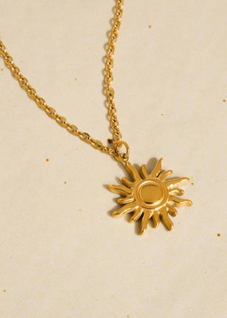Gold Sun Necklace - Verte Boutique